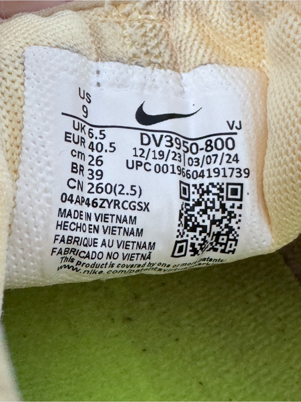 Nike Free Free Metcon 5 sneakers in the "Citron Tint/Volt" Women’s size 9 - Picture 7 of 8